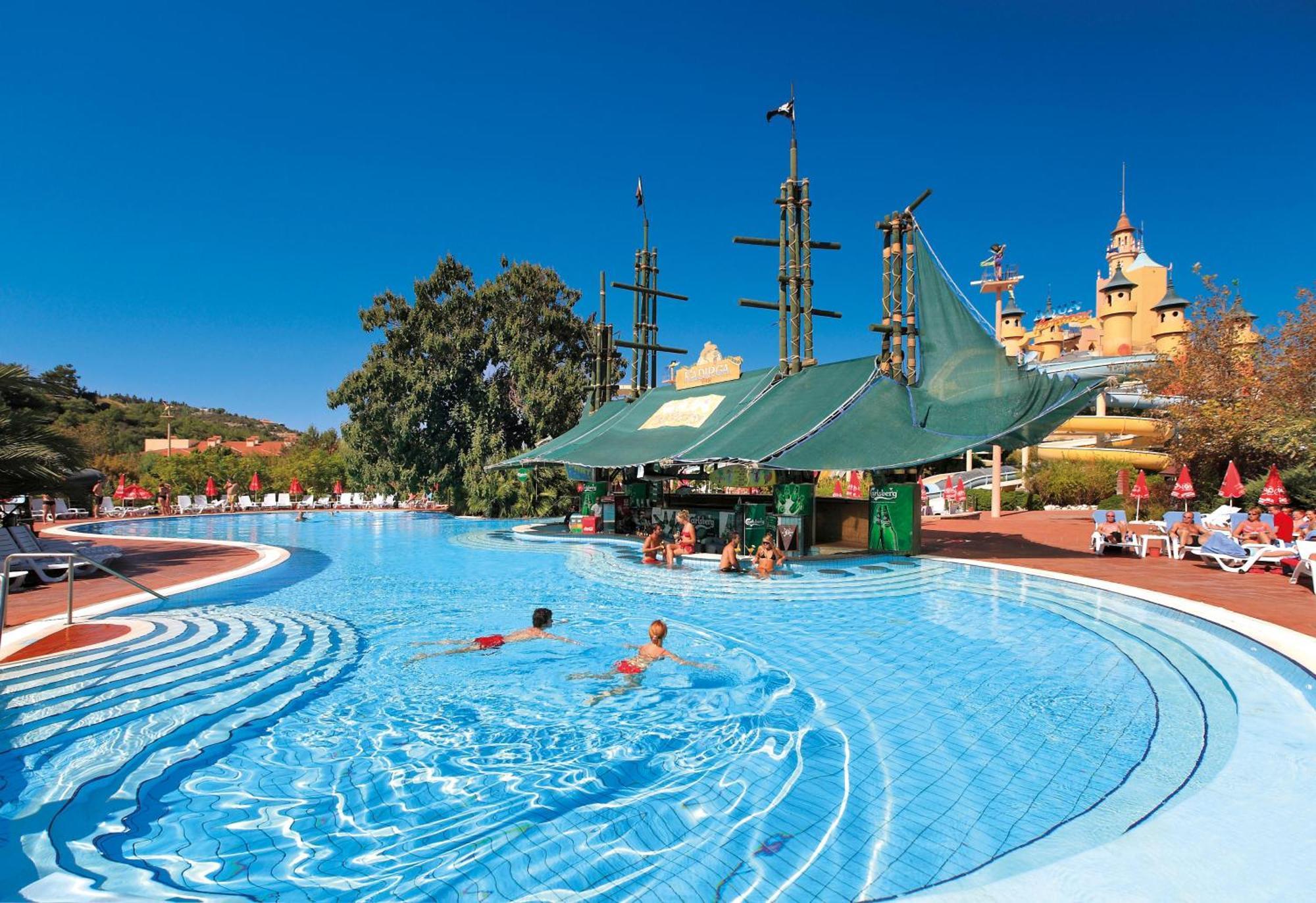 Aqua Fantasy Aquapark Hotel & Spa Kusadası Esterno foto